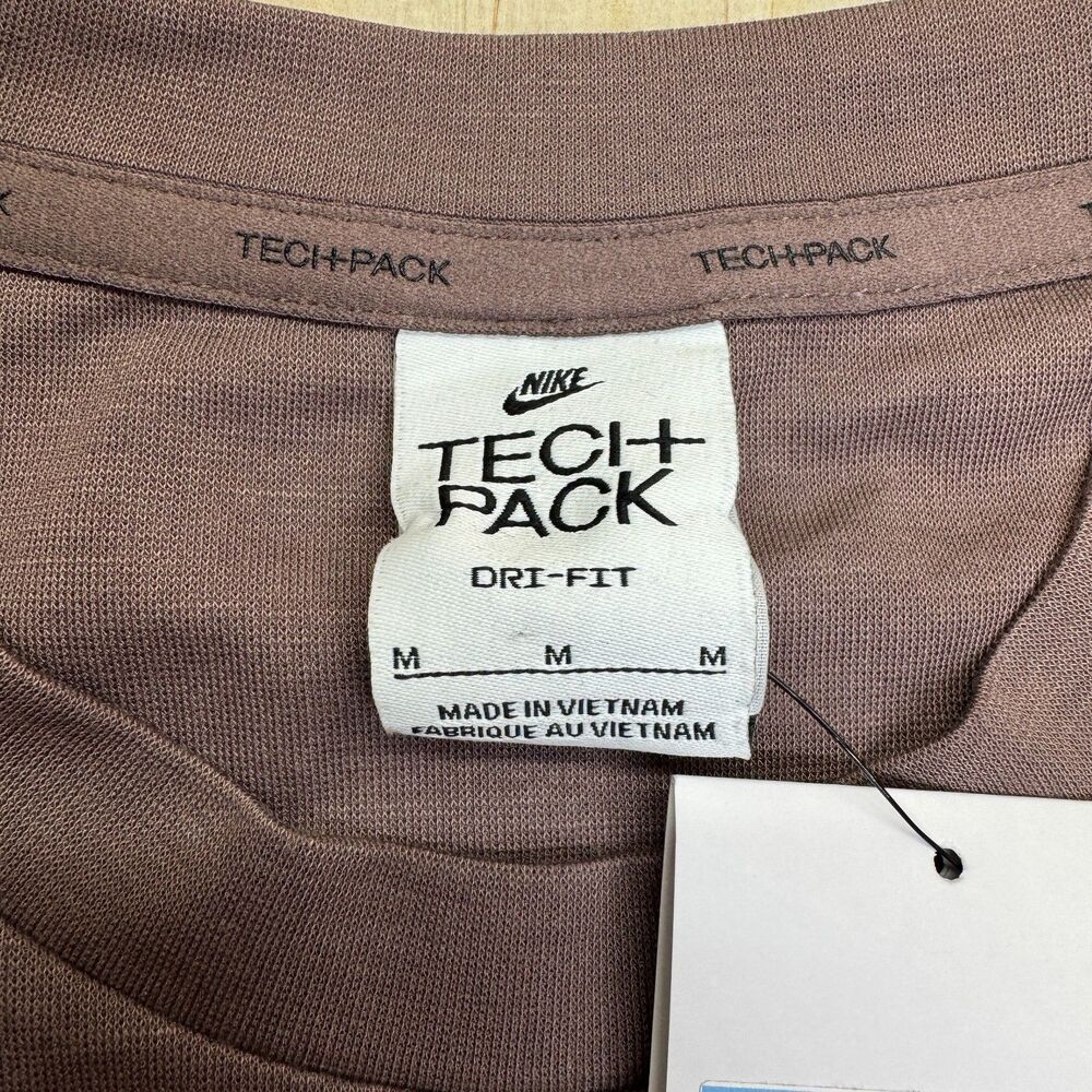 NEW Nike Tech Pack Long Sleeve Shirt Oversized Fit Plum Mens MD FB7819-291 - Picture 8 of 14